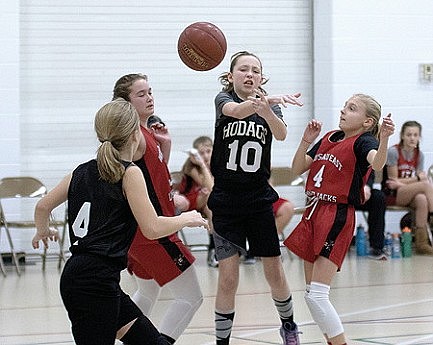 Photos: Youth girls' basketball