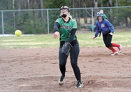 Pines sweeps Hodag softball in doubleheader