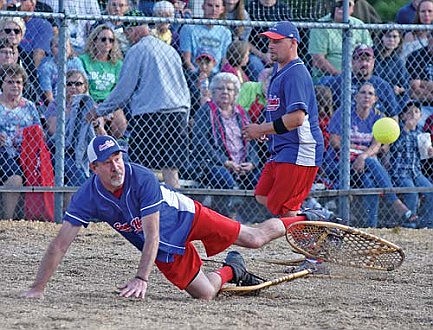 Snowhawks dominate for big win over Fritz's