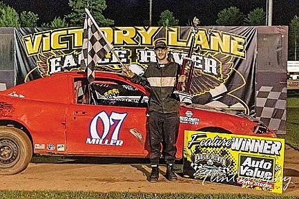 Photo: Miller scores 4-Cylinder victory