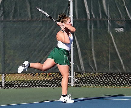 RHS tennis sweeps Medford