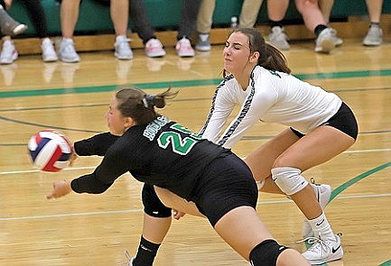 RHS volleyball swept by Tomahawk in conference opener