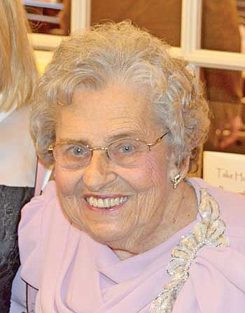 Alice Kniewel