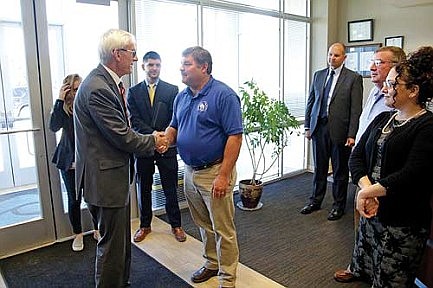 Governor tours PrintPack