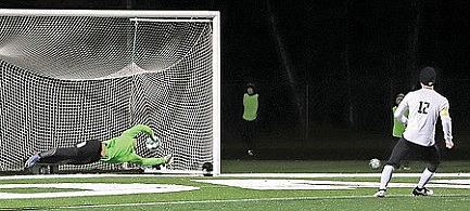 Hodags squander lead, fall to Lakeland on PKs