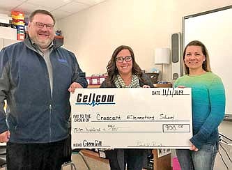 Crescent Elementary School receives Green Gift from Cellcom