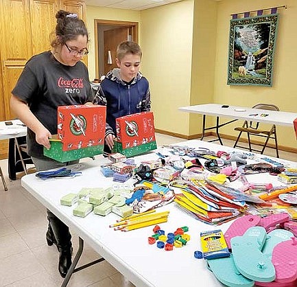 Christmas Shoeboxes 