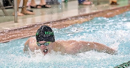 Hodag swimmers sweep Shawano, move to 3-0 in GNC