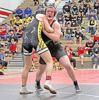 RHS wrestlers finish sixth at Lumberjack Invite