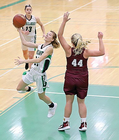 Lady Hodags pour it on Antigo 74-28