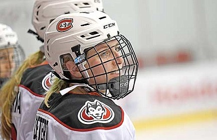 Detert finishes college hockey career at St. Cloud State