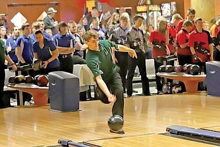 Team Review: Rhinelander club bowling: Hodag boys go from long shots to state
