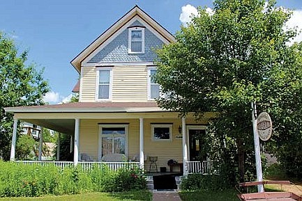 Blending old and new:&#8200;Rhinelander Historical Society unveils new virtual tour, website