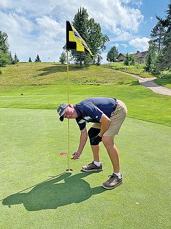 Photo: Felch scores Pinewood ace 