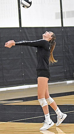 RHS volleyball struggles at Lakeland