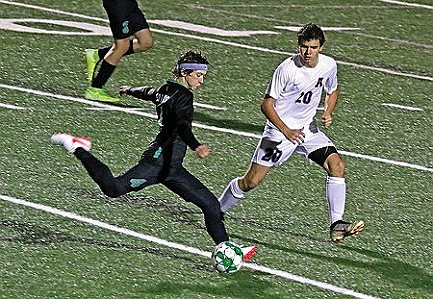 Pines stuns Hodag soccer 1-0 in rematch
