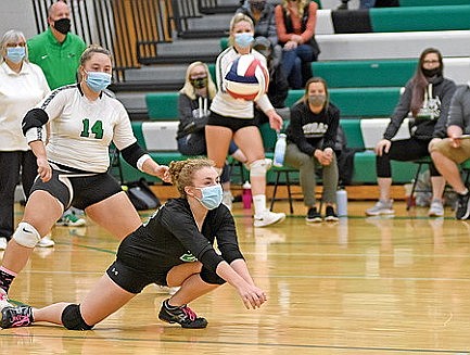Volleyball:&#8200;Short-handed Hodags hang tough against Lakeland