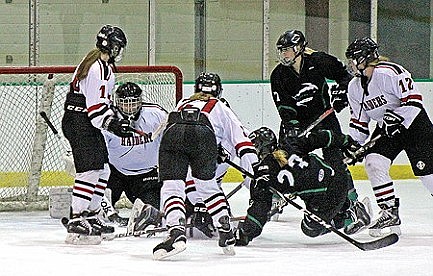 Top line powers Northern Edge to 5-1 victory over Medford
