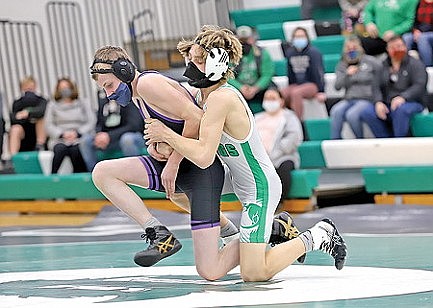Hodag wrestlers, short on bodies, fall to Mosinee