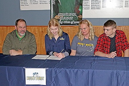 Local bowler to compete collegiately