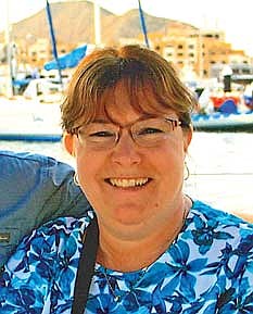 Lynn Rae Lintereur