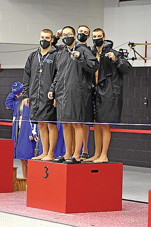 RHS swimmers finish 9th at state