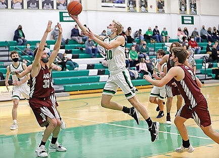 Seniors shine for Hodag hoops in regular season finale over Antigo