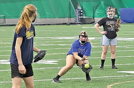 RHS softball gears up for season with 'two freshman classes'