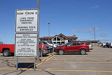 Airport will soon accept parking payments by credit card