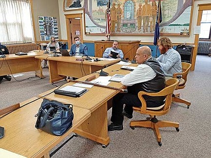 Plan commission gets first look  at proposed $10 million housing complex