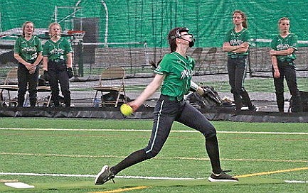 Rhinelander softball blanked by GNC-champion Raiders