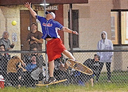 Snowhawks walk it off in ninth to beat WPS