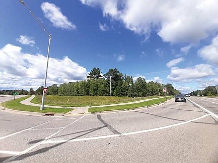 Plan commission approves rezoning request, CUP&#8200;for Blain's Farm and Fleet
