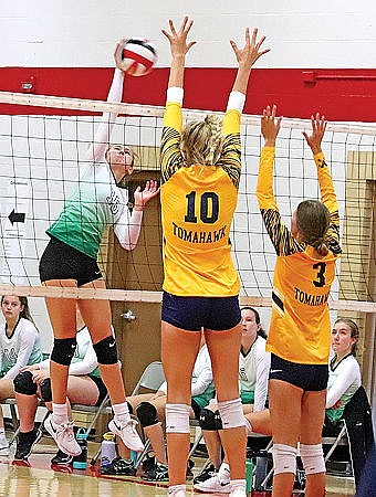 Slow starts cost Hodag volleyball at conference