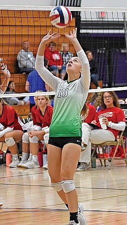 Hodag volleyball finishes winless in GNC play
