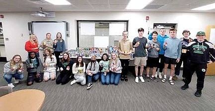 Rhinelander FBLA/DECA club collects 905 items in food drive