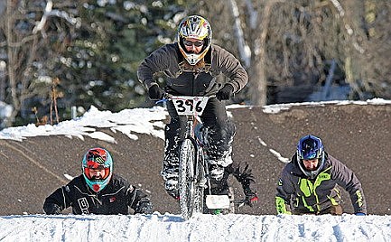 A spectacle on snow