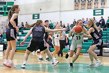 RHS girls can't keep up with Mosinee