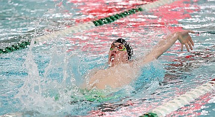 RHS swim keeps rolling, routs Lakeland
