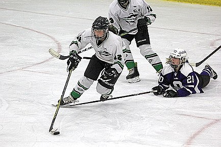 Northern Edge falls in wild finish 10-5 to Onalaska