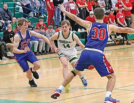 Hodag Hoops' rallies stall late in back-to-back losses