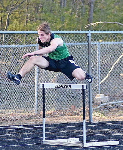 Track:&#8200;Hodag boys win first outdoor meet of the season