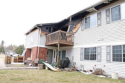 Chief praises department's response to Sunday morning apartment fire