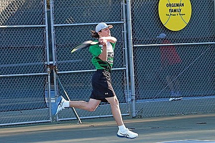 Singles sweep carries Hodag tennis past SPASH