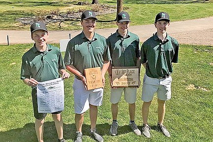 Better together: Gechas, Kulhanek team up for golf wins