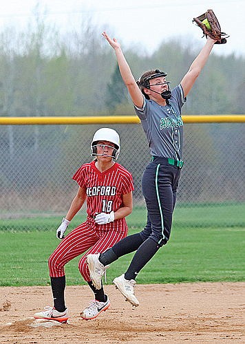 Medford routs Hodags again to end regular season