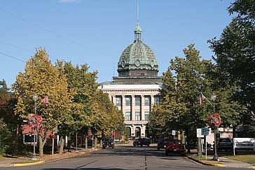 Leadership Oneida County participants create new courthouse walking tour