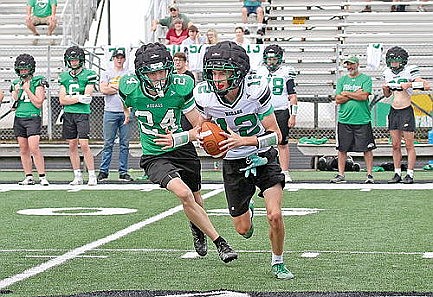 Hodag football caps off first week with Green & White Day