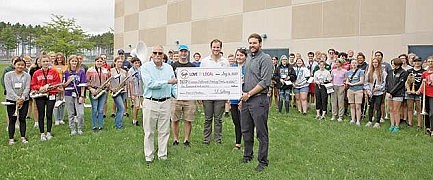 Trig's supports local band students' march to Pasadena