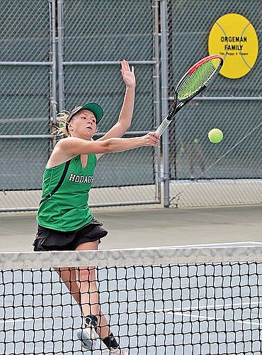 Hodags advance three to tennis sectionals
